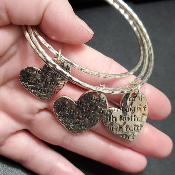 Faith, Love and Hope stackable bracelet set - Picture 1 of 9